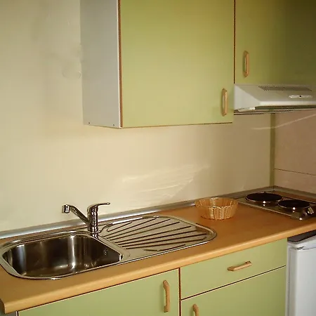 Orbitur Valado Bungalows Caravan Park ナザレ