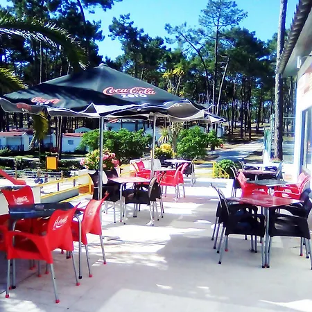 Orbitur Valado Bungalows Caravan Park ホテル