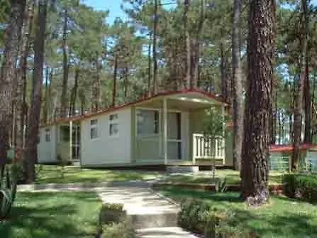 Orbitur Valado Bungalows Caravan Park ホテル ナザレ