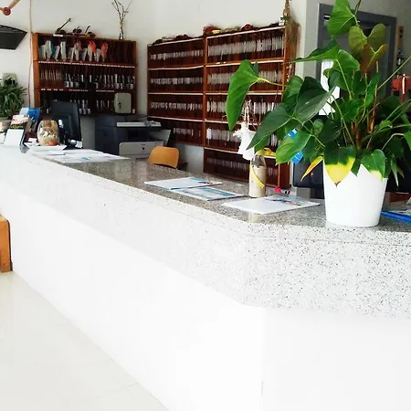 Orbitur Valado Bungalows Caravan Park Hotel Nazaré